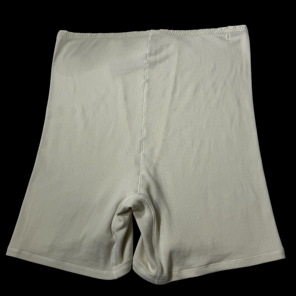 SKIMS Lace Pointelle Boxer Shorts Bone 4X Fits 2X/3X - Picture 3 of 8
